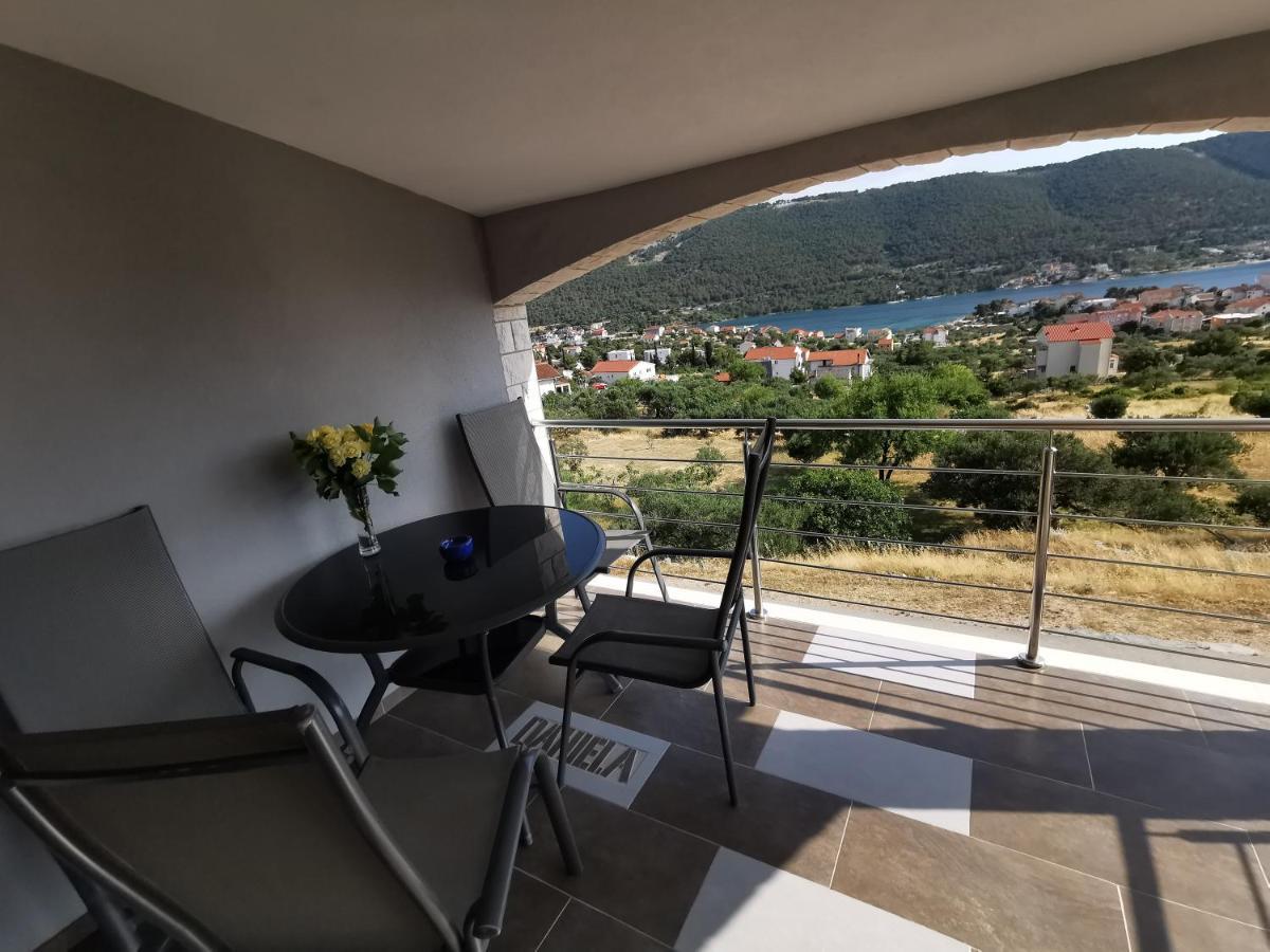 Apartments Villamare Grebastica Exterior photo